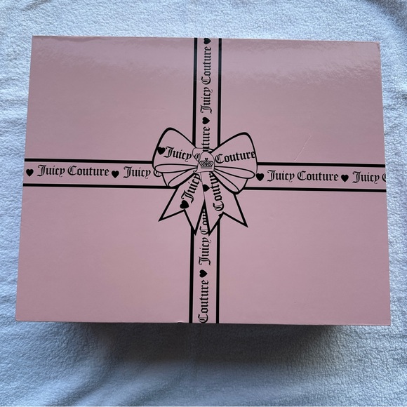 NWT Juicy Couture Free Love TWO PIECE Handbag Set - Picture 12 of 12